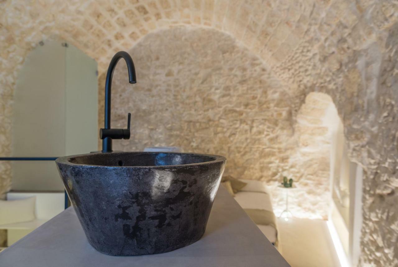 Vittoria Luxury Suite A Ostuni By Wonderful Italy 外观 照片