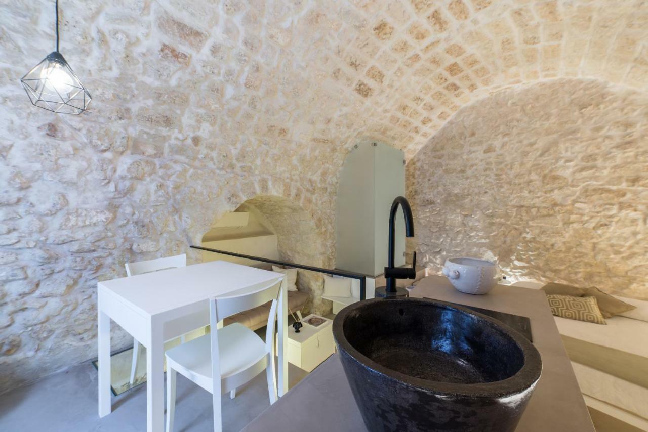 Vittoria Luxury Suite A Ostuni By Wonderful Italy 外观 照片